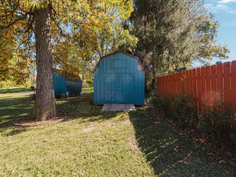 2535 Pullins Woods Drive, Urbana, OH 43078 Photo 14