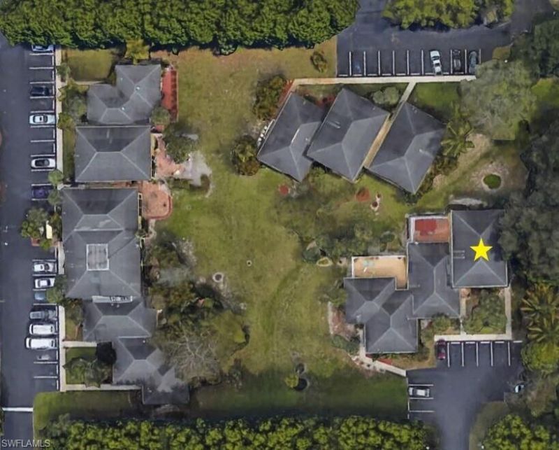 1219 Solana Rd , Unit 18, Naples, FL 34103 Photo
