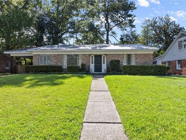 2759 Marcelus Drive, Mobile, AL 36606