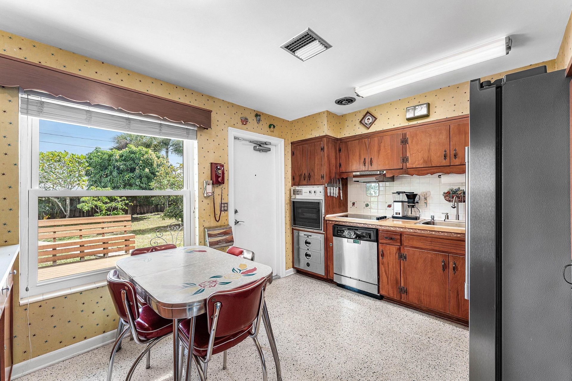 418 Virginia Drive, Lake Worth Beach, FL 33461 Photo
