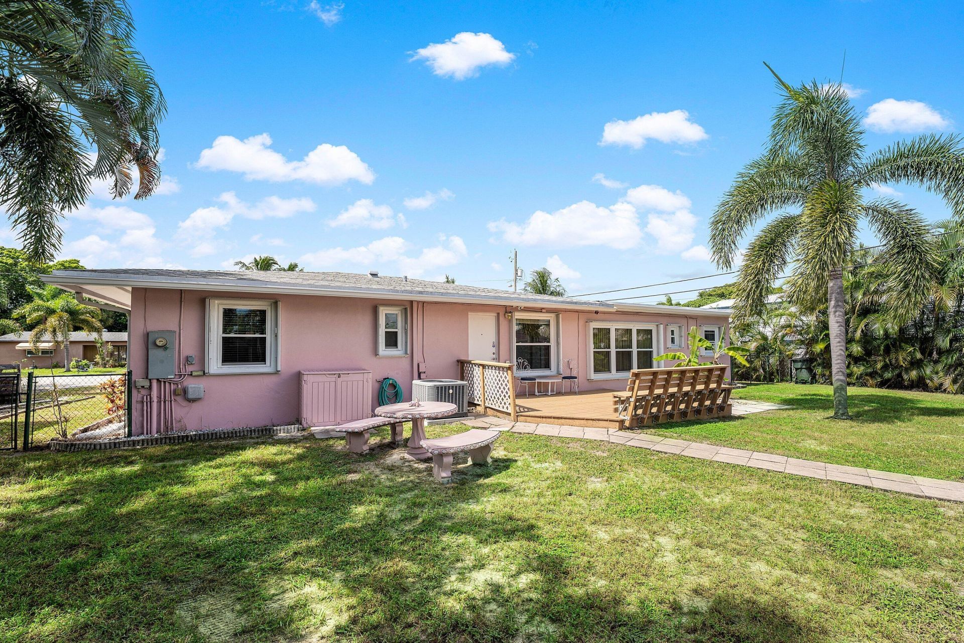 418 Virginia Drive, Lake Worth Beach, FL 33461 Photo
