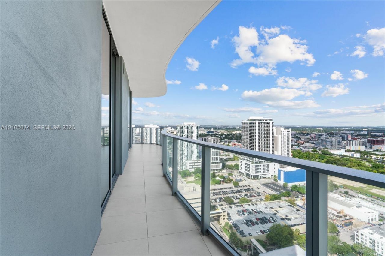1400 Biscayne Blvd , Unit 3407, Miami, FL 33132 Photo