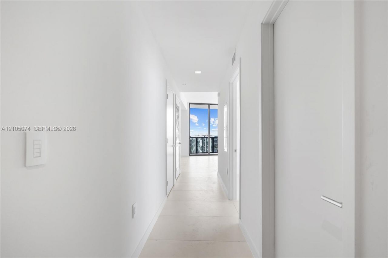 1400 Biscayne Blvd , Unit 3407, Miami, FL 33132 Photo