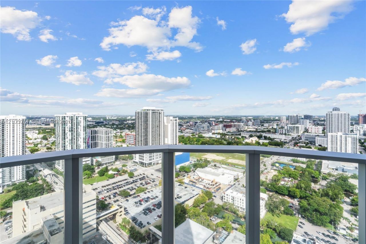 1400 Biscayne Blvd , Unit 3407, Miami, FL 33132 Photo