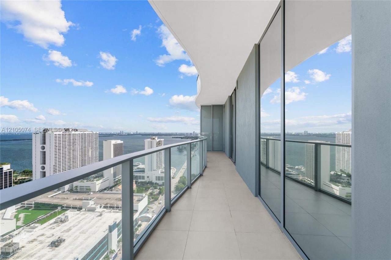 1400 Biscayne Blvd , Unit 3407, Miami, FL 33132 Photo