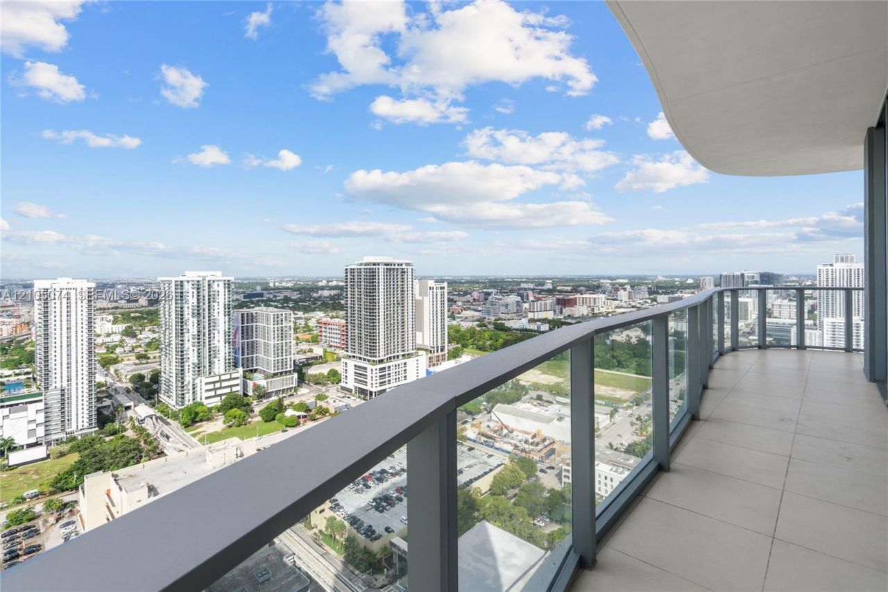 1400 Biscayne Blvd , Unit 3407, Miami, FL 33132 Photo