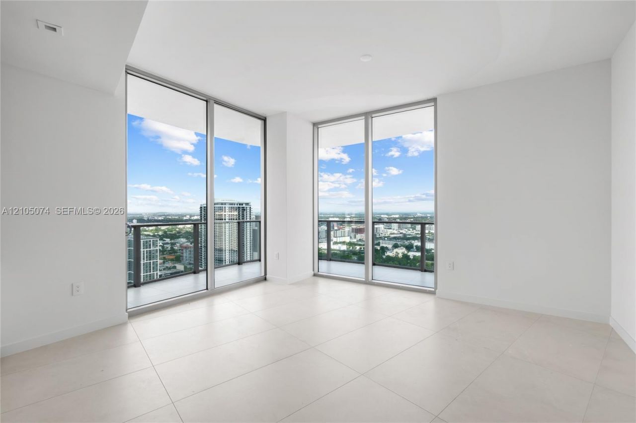 1400 Biscayne Blvd , Unit 3407, Miami, FL 33132 Photo