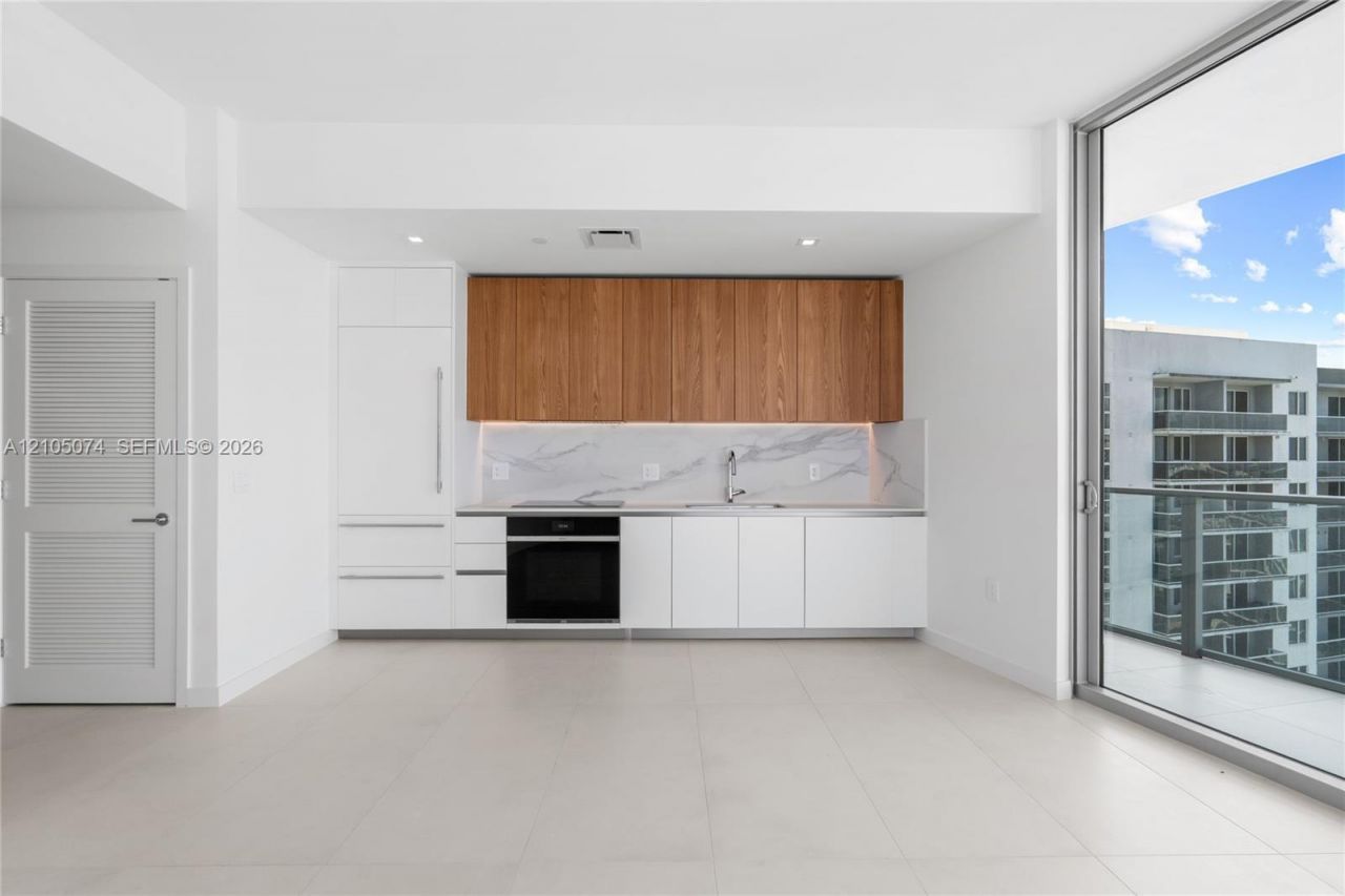 1400 Biscayne Blvd , Unit 3407, Miami, FL 33132 Photo