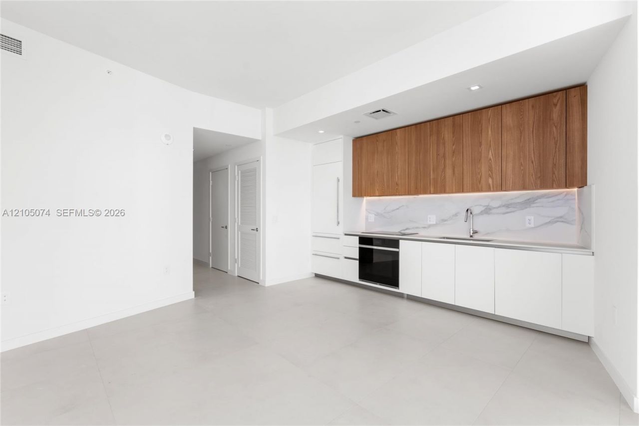 1400 Biscayne Blvd , Unit 3407, Miami, FL 33132 Photo