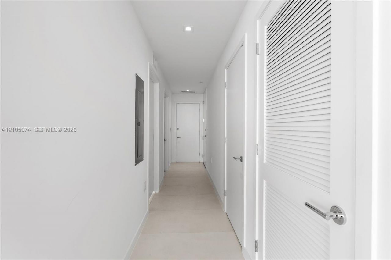 1400 Biscayne Blvd , Unit 3407, Miami, FL 33132 Photo