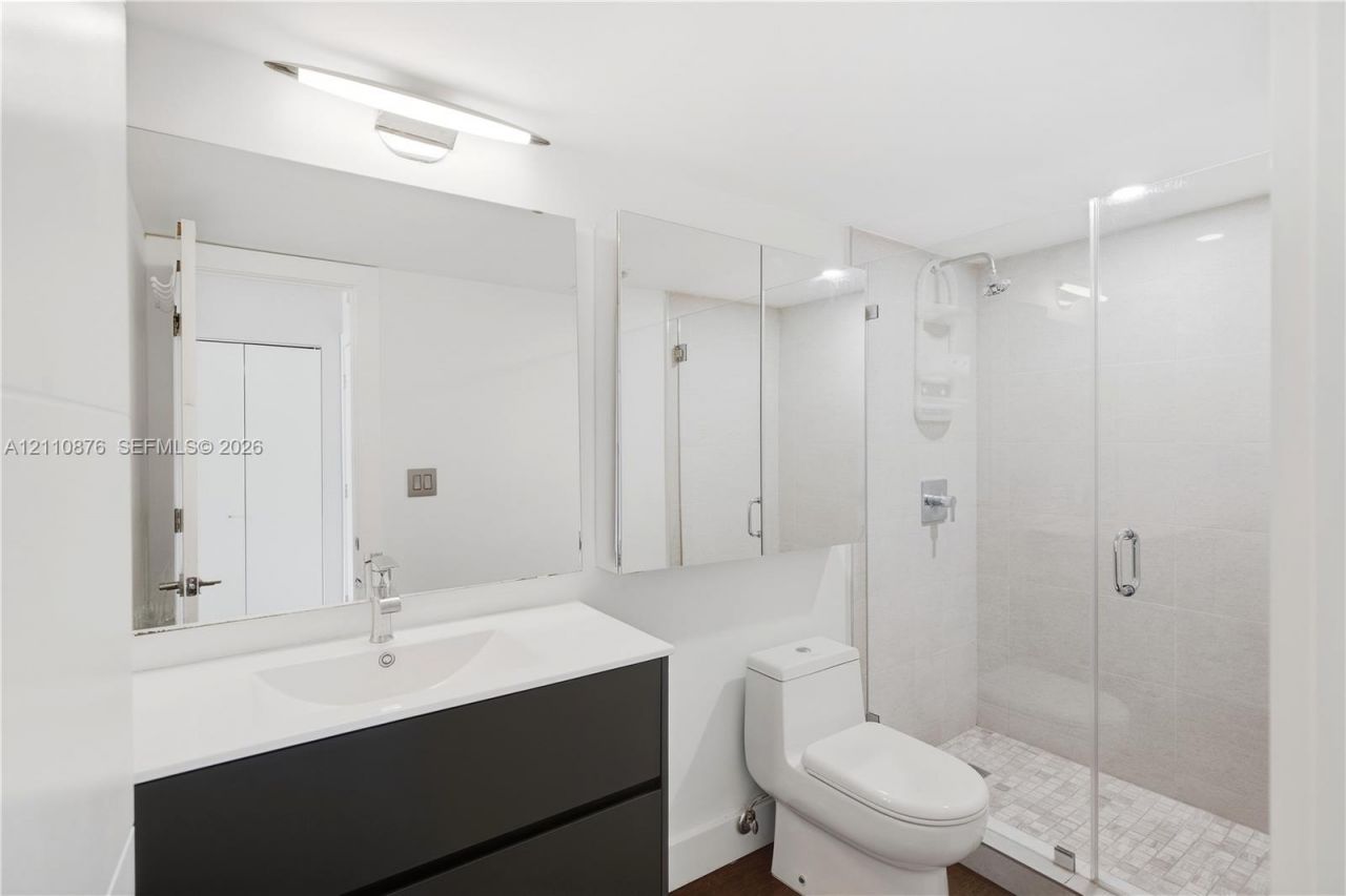 19380 Collins Ave , Unit 1219, Sunny Isles Beach, FL 33160 Photo