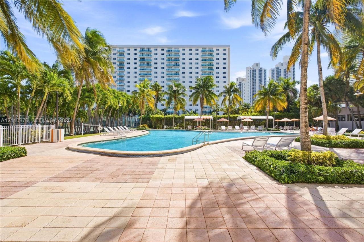 19380 Collins Ave , Unit 1219, Sunny Isles Beach, FL 33160 Photo