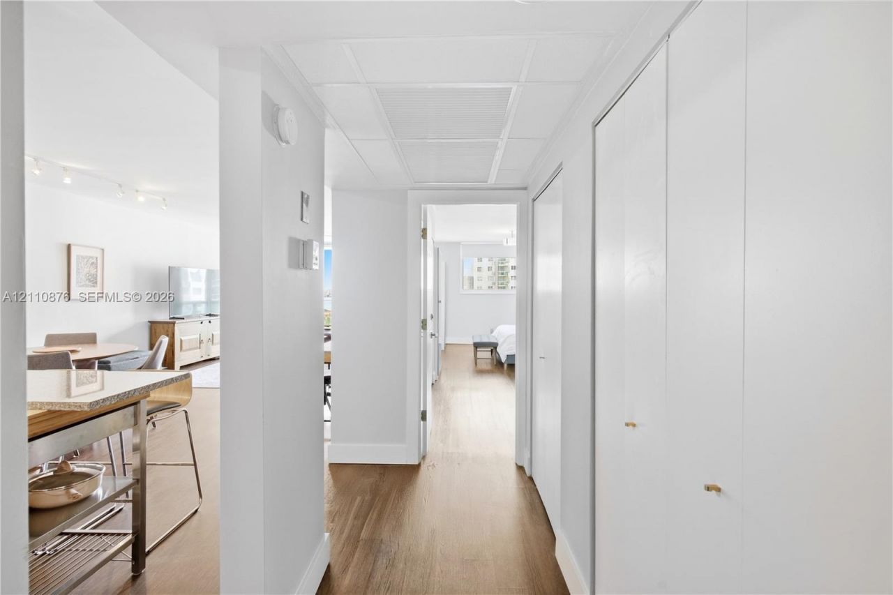 19380 Collins Ave , Unit 1219, Sunny Isles Beach, FL 33160 Photo