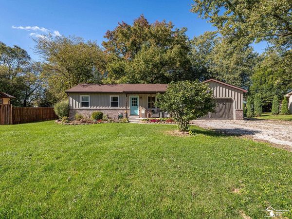 9919 Minx Road, Temperance, MI 48182