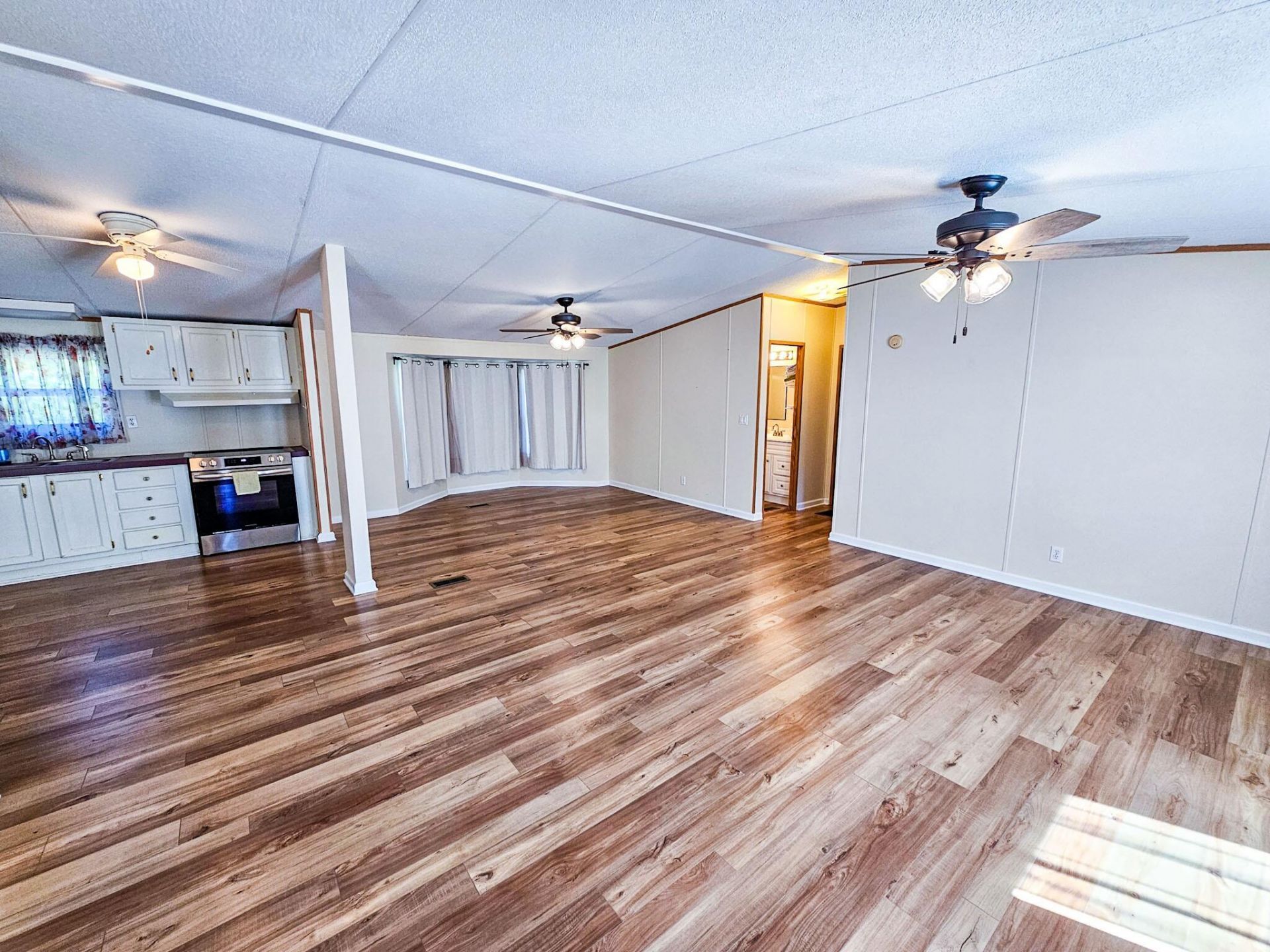 817 Catawba Hill Court Photo 14