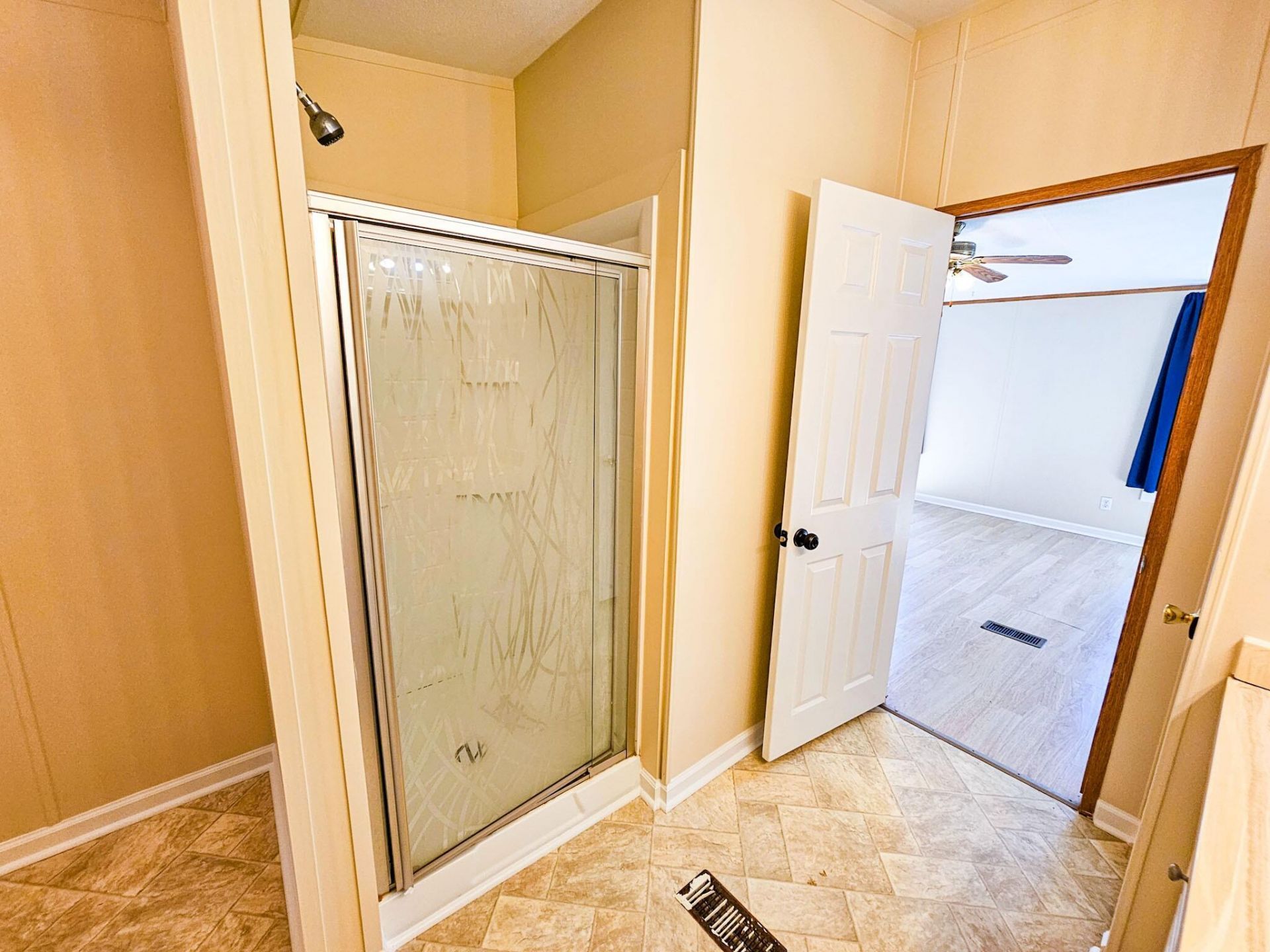 817 Catawba Hill Court Photo 24