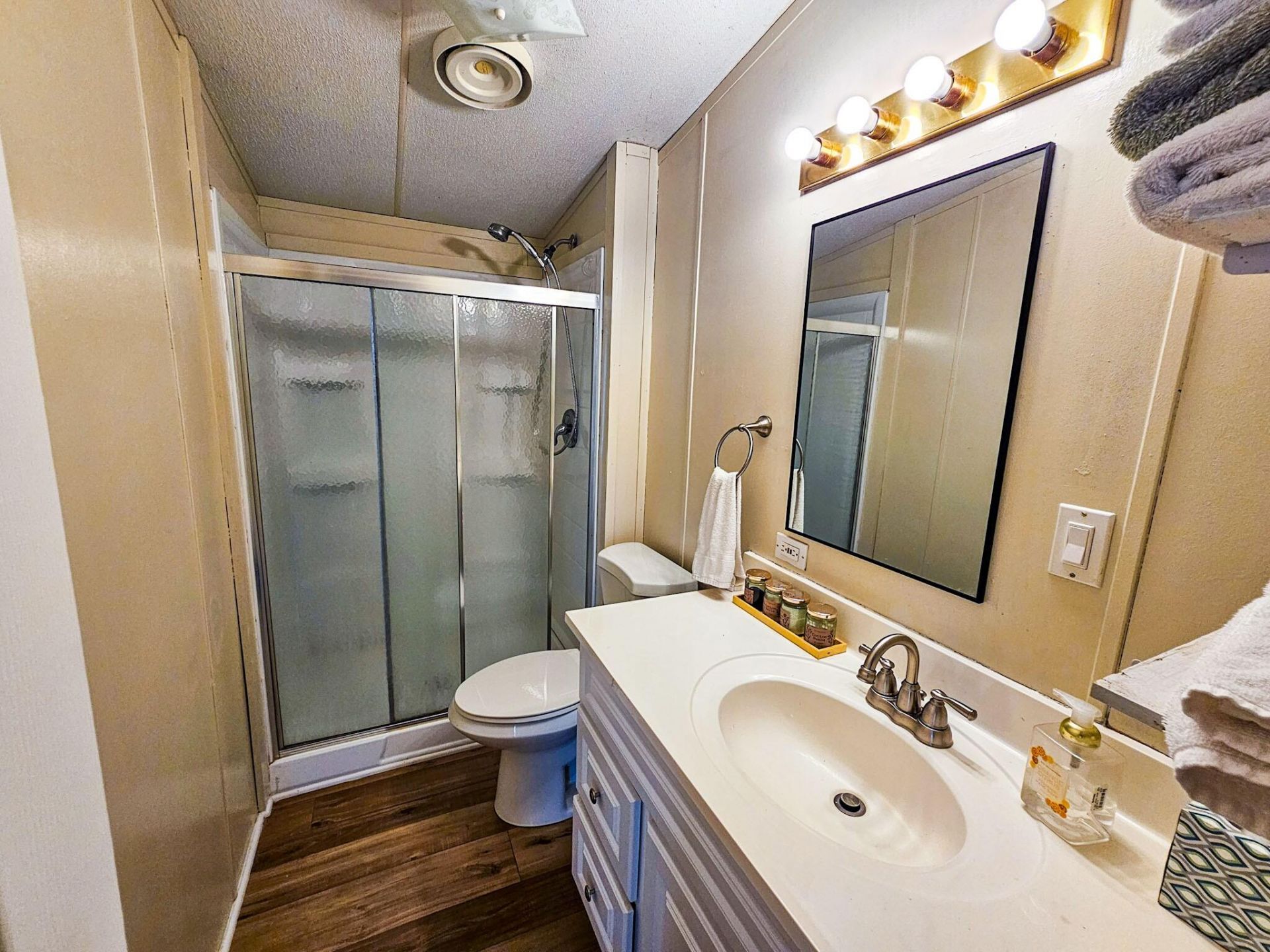 817 Catawba Hill Court Photo 29