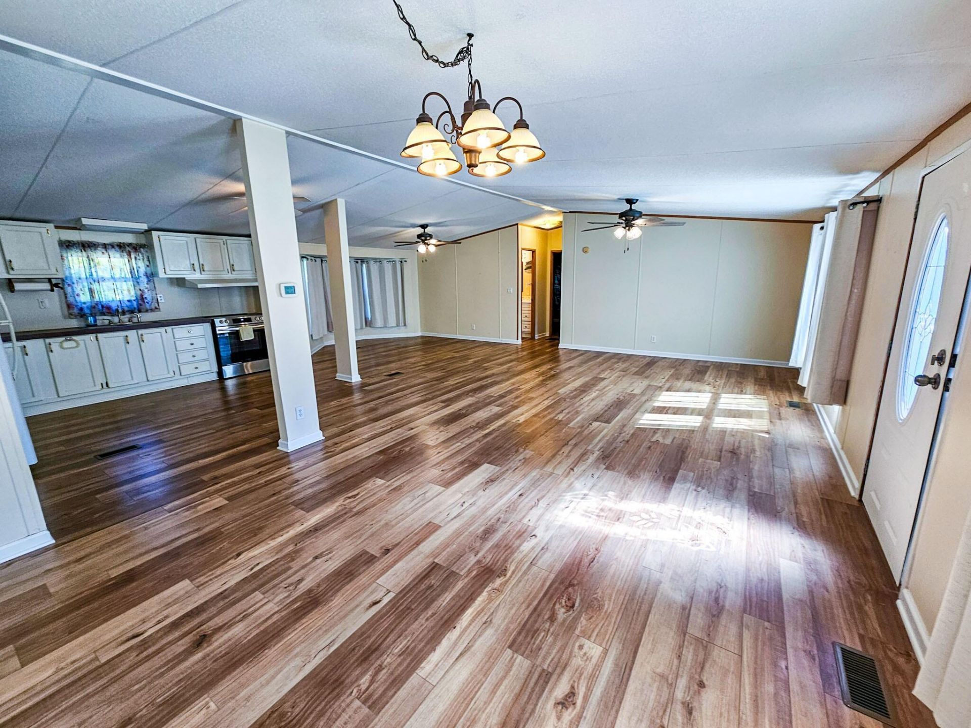 817 Catawba Hill Court Photo 6