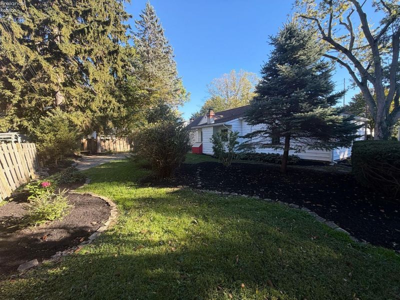 817 Seneca Avenue, Huron, OH 44839 Photo 26