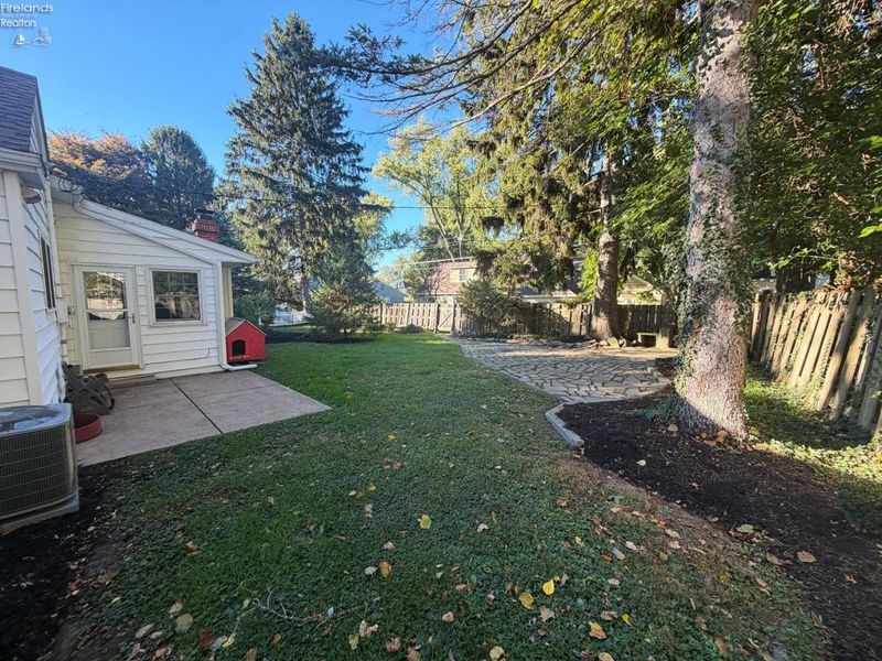 817 Seneca Avenue, Huron, OH 44839 Photo 28