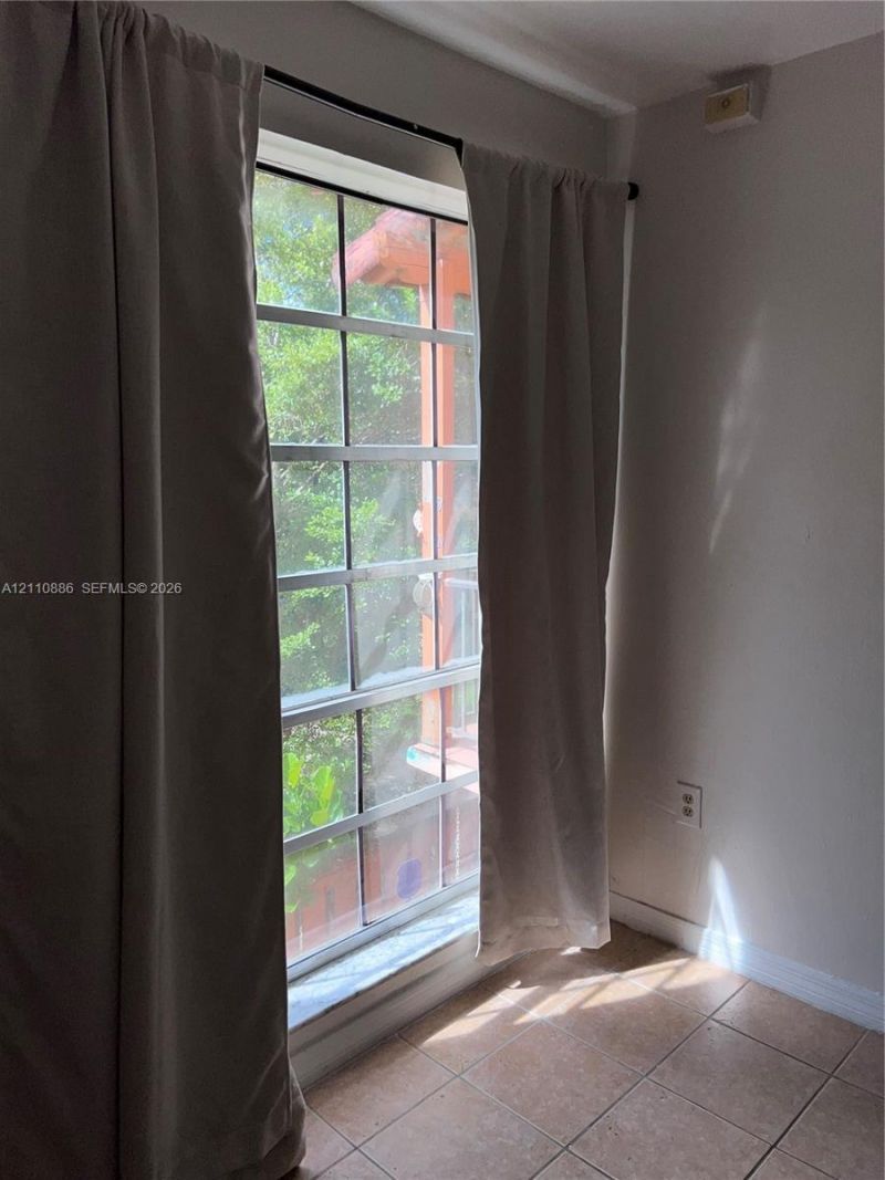 7101 Miami Lakes Dr, Unit Q12, Miami Lakes, FL 33014 Photo