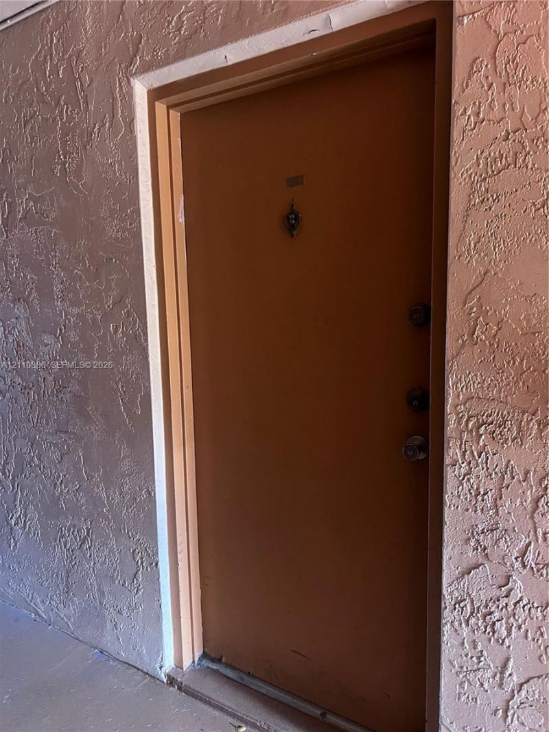 7101 Miami Lakes Dr, Unit Q12, Miami Lakes, FL 33014 Photo