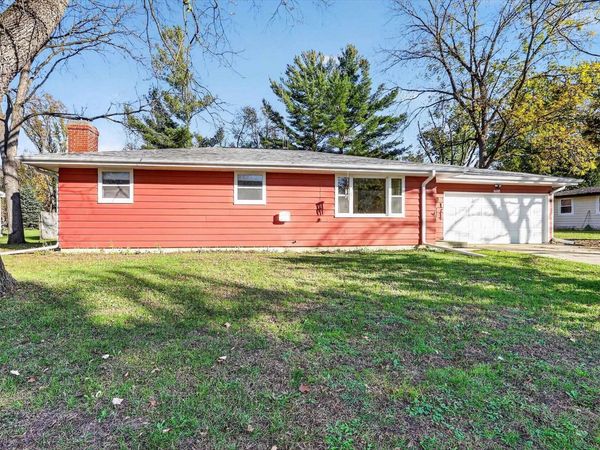 10650 N Oakway Lane, Edgerton, WI 53534