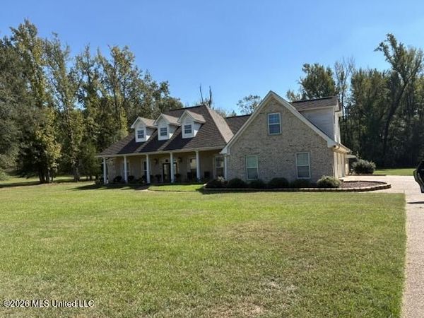 245 Pearlie Owens, Jackson, MS 39212