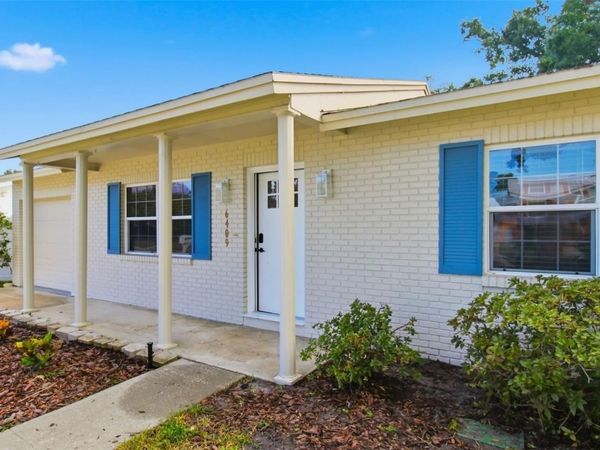 6409 ROSEWOOD DRIVE , TAMPA, FL 33615