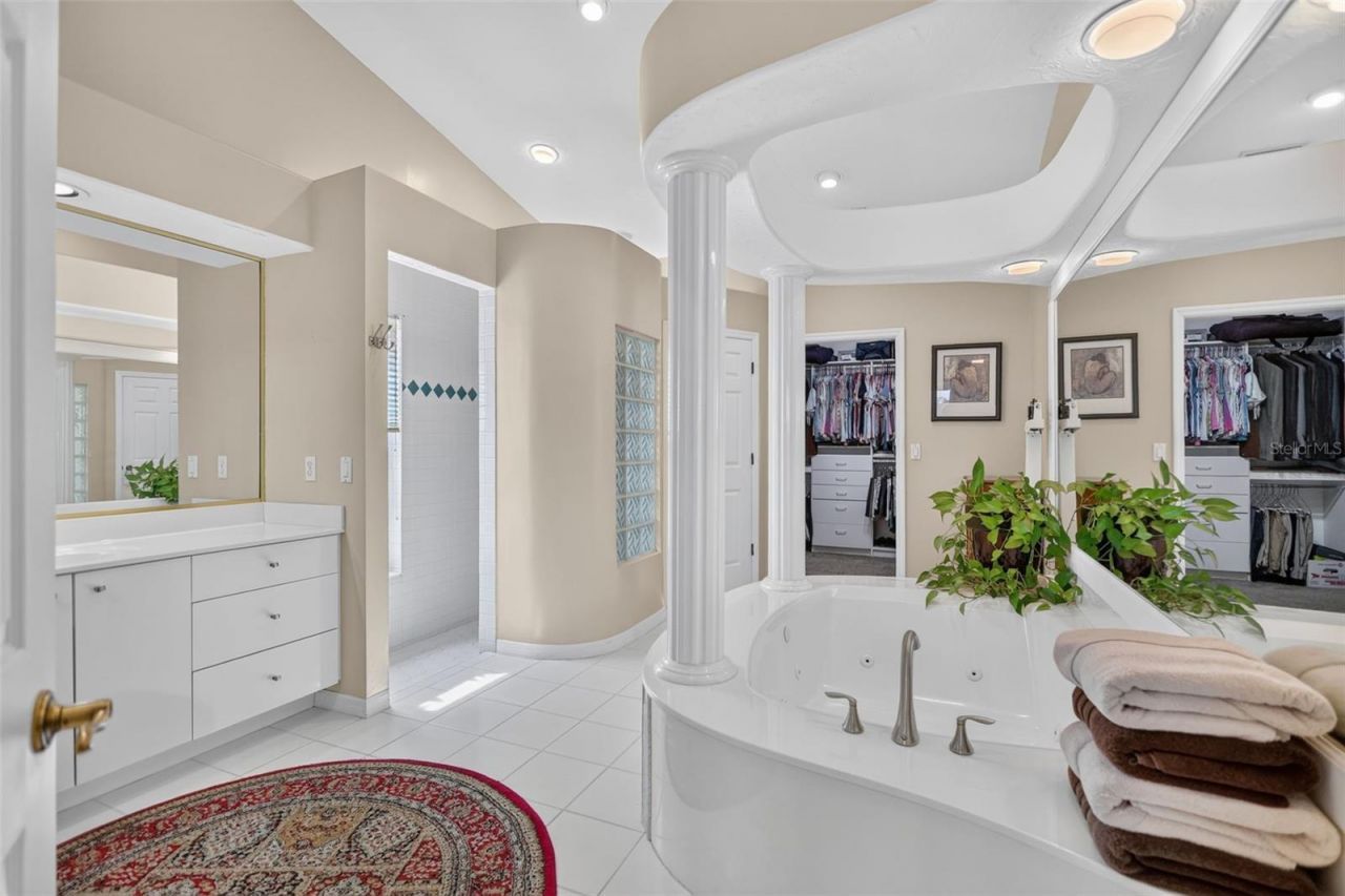 8938 Wild Dunes Drive , Sarasota, FL 34241 Photo