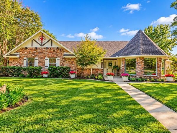 614 Pecan Creek Drive , Sunnyvale, TX 75182