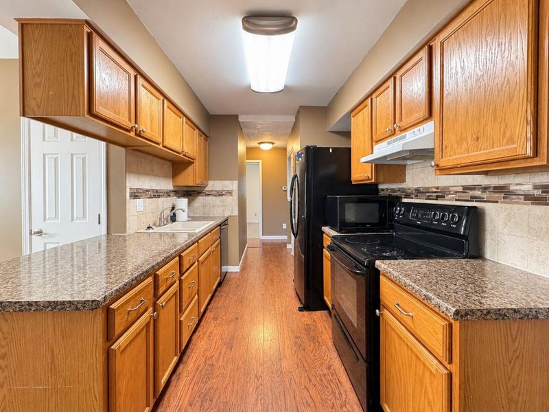 1026 Merrywood Drive, Englewood, OH 45322 Photo 6