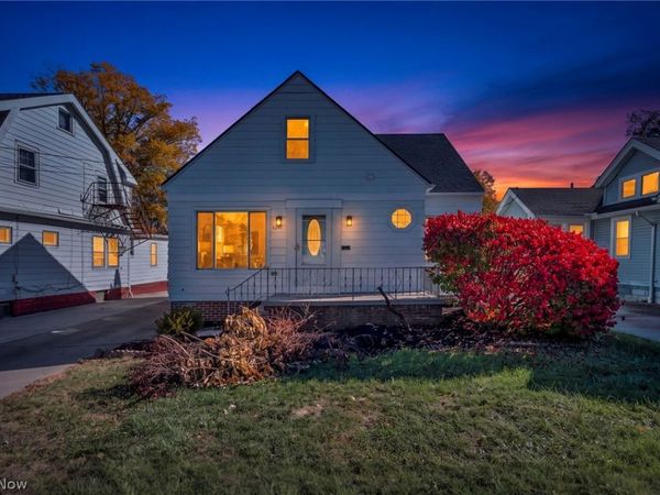5251 Forest Avenue , Maple Heights, OH 44137