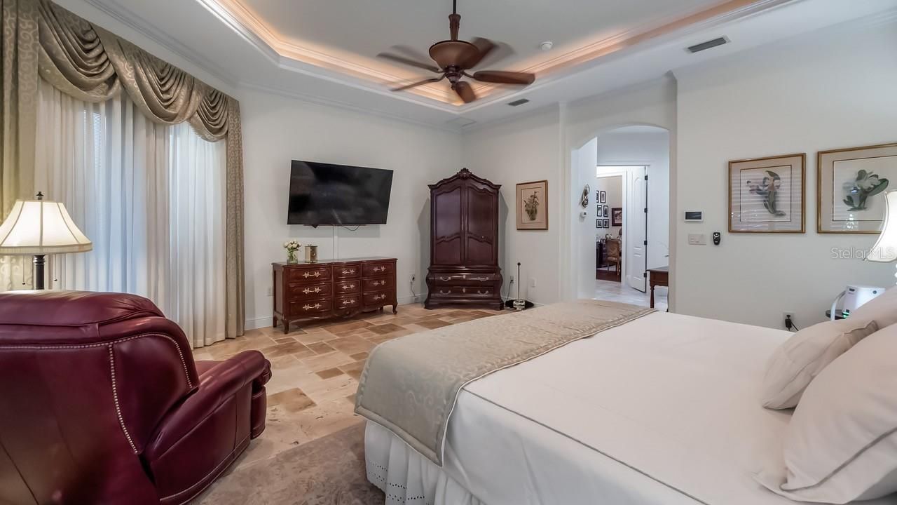 9524 San Fernando Court, Howey in the Hills, FL 34737 Photo