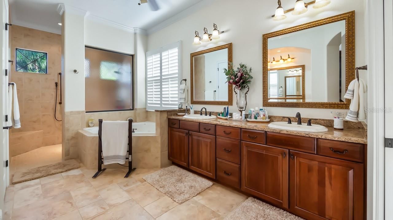 9524 San Fernando Court, Howey in the Hills, FL 34737 Photo