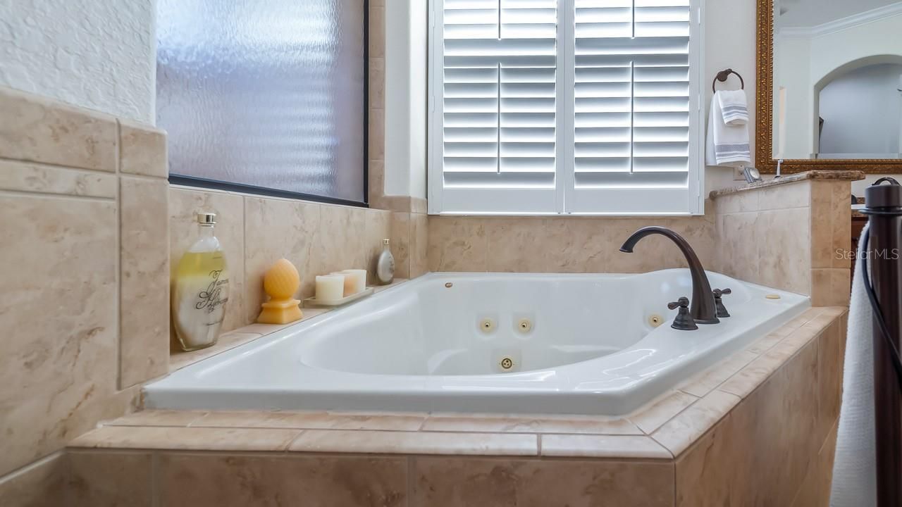 9524 San Fernando Court, Howey in the Hills, FL 34737 Photo