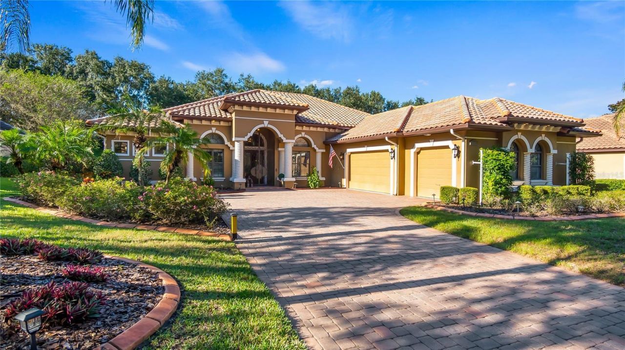 9524 San Fernando Court, Howey in the Hills, FL 34737 Photo