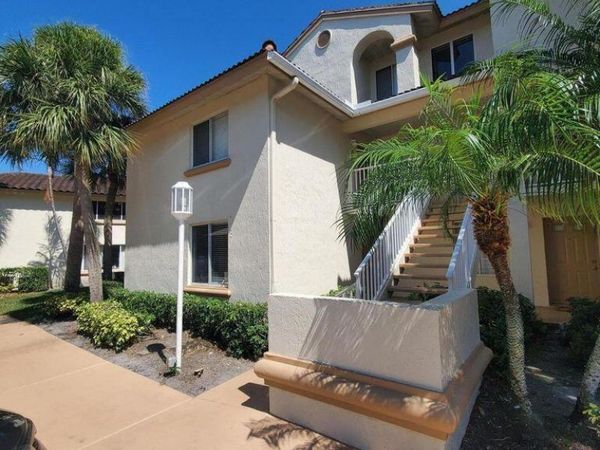 6101 GLENMOOR Drive, West Palm Beach, FL 33409
