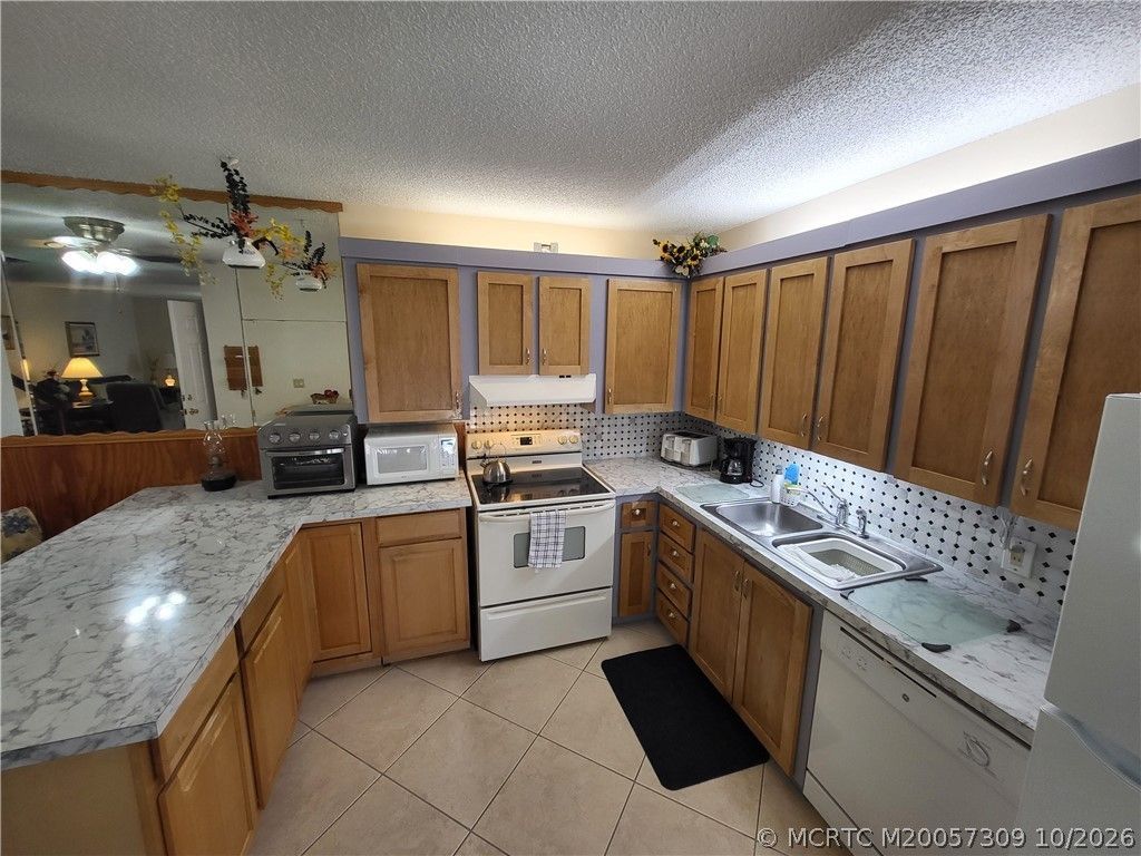 5937 SE Riverboat Drive Se, Unit 616, Stuart, FL 34997 Photo