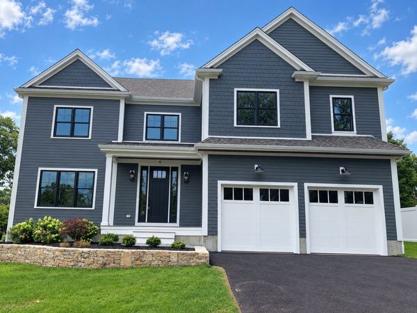 18 Avon Cir, Needham, MA 02494