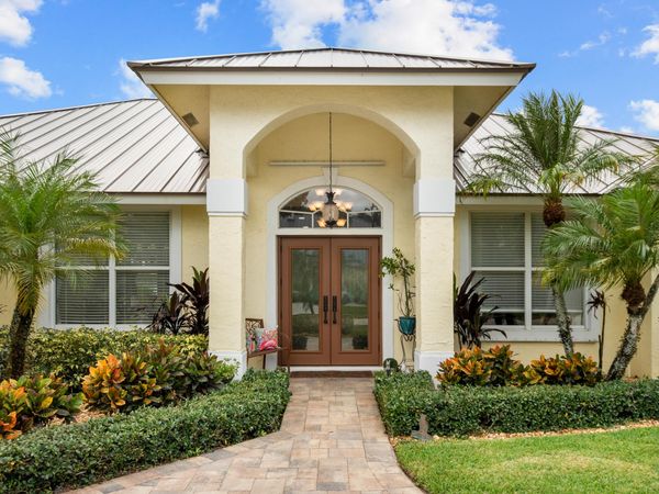19048 SE Loxahatchee River Road, Jupiter, FL 33458