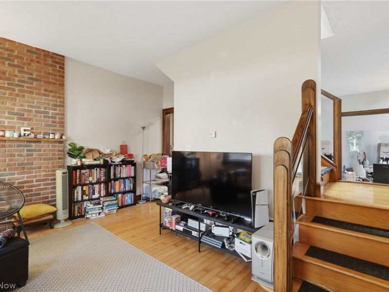 1726 W 31st Place, Cleveland, OH 44113 Photo 24