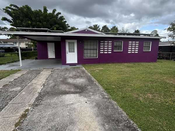 2804 AVENUE J, Fort Pierce, FL 34947