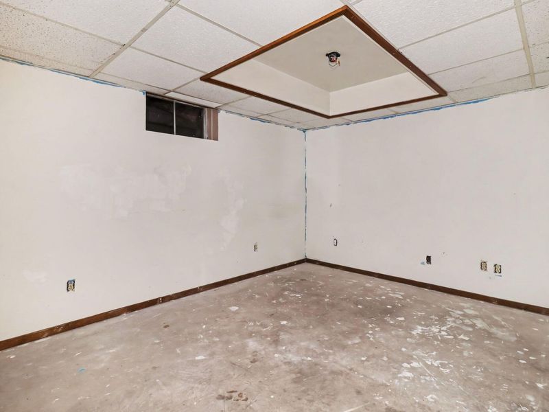8310 Tamarack Drive, Florence, KY 41042 Photo 15
