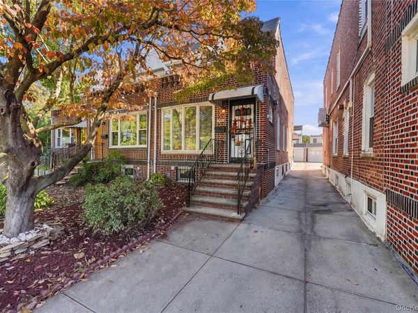 9016 Union Turnpike , Glendale, NY 11385