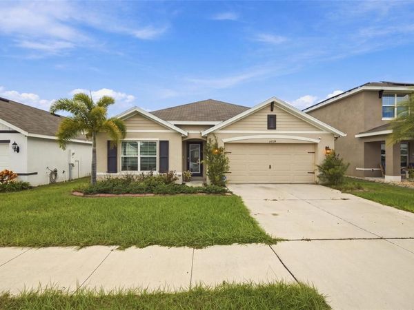 16739 SUNBURST LAKE STREET, WIMAUMA, FL 33598