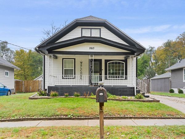2613 S 6th Street, ROCKFORD, IL 61109