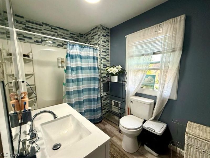 371 S Jackson Street, Youngstown, OH 44506 Photo 8