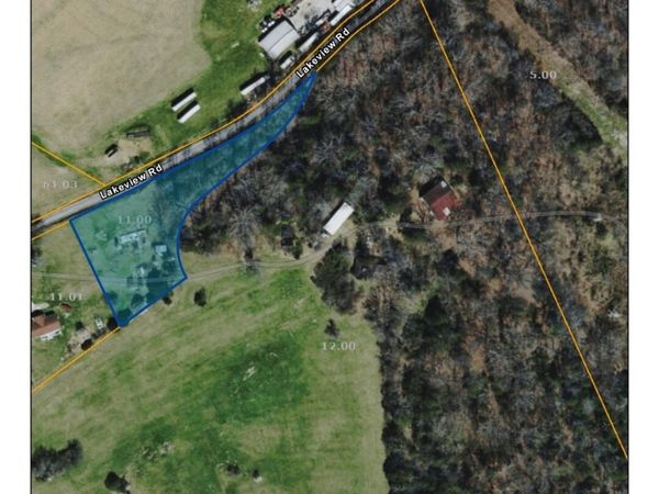 377 Lakeview Rd, New Tazewell, TN 37825