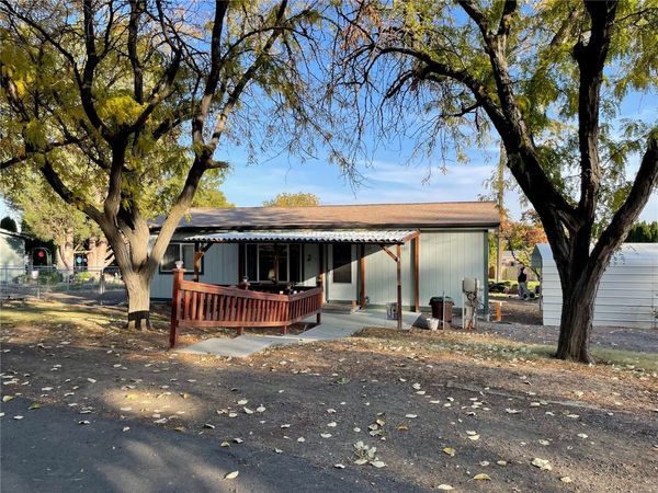 2285 SW Basin Street , Unit 1, Ephrata, WA 98823